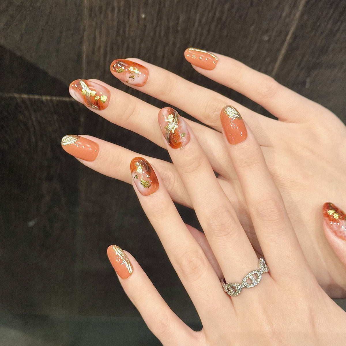 365nails: "Gilded Amber" – Gold Foil Marble Handmade Short Square Nails