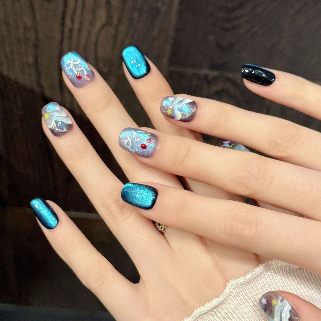365nails: "Midnight Ocean" – Hand-Painted Jellyfish Cat-Eye Short Square Nails