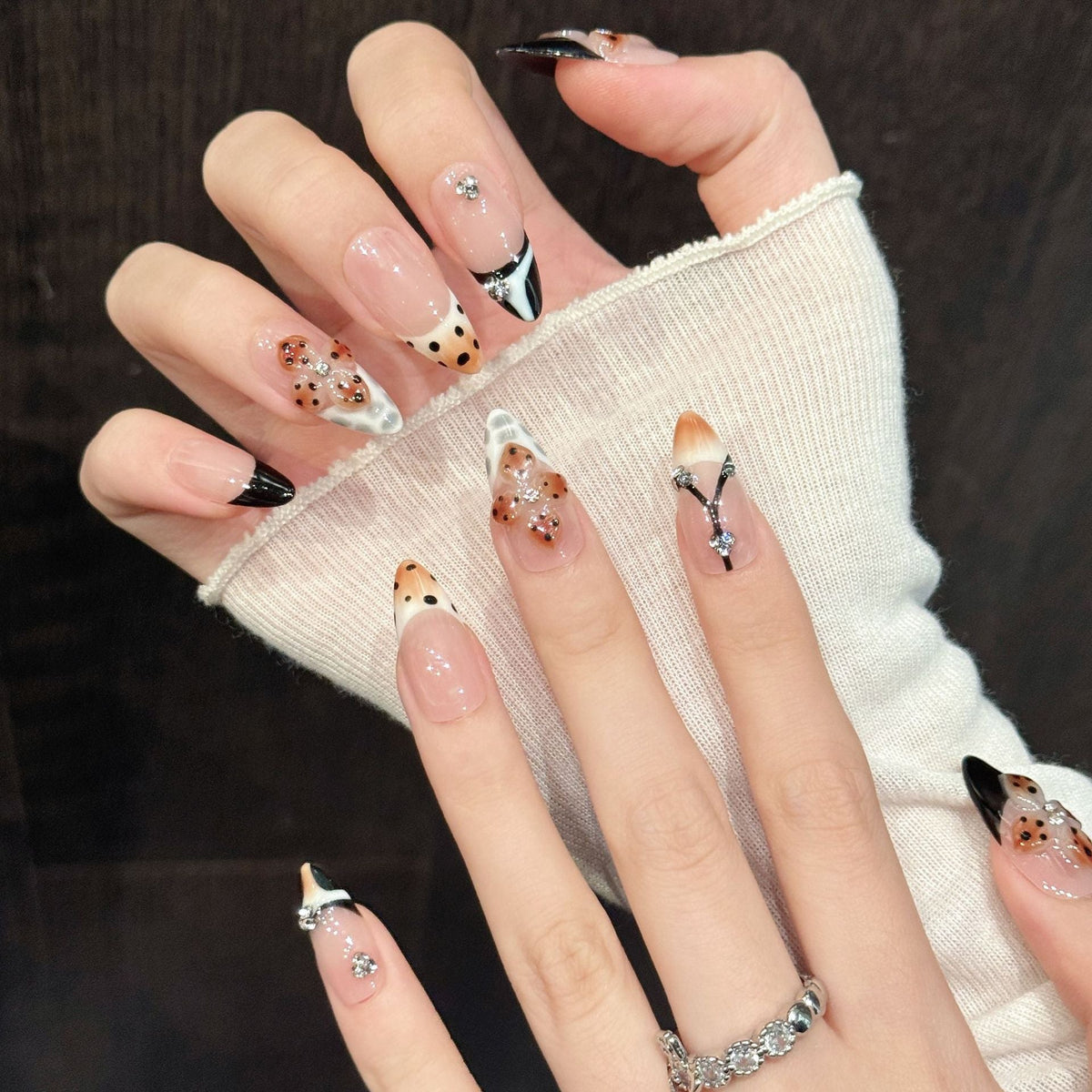 365nails: "Devil's Whisper" – 3D Leopard Print & Crystal Handmade Almond Nails
