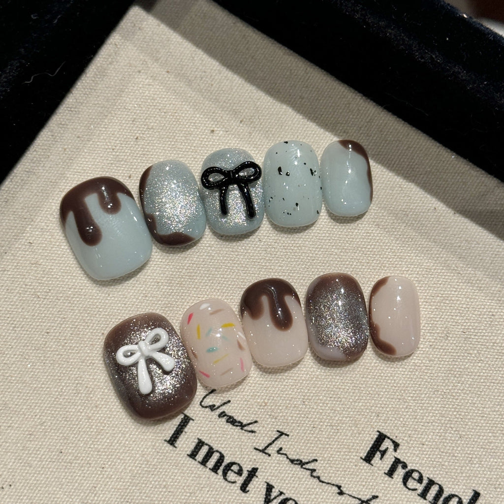 365nails: "Cocoa Bow" – 3D Bow & Chocolate Drip Handmade Short Nails